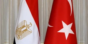 وزارت امور خارجه مصر: سفر چاووش‌اوغلو به قاهره آغاز از سرگیری روابط  دوجانبه است