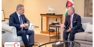 دیدار وزیر امورخارجه ترکیه با پادشاه اردن