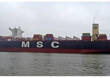 توقیف یک کشتی متعلق به اسراییل در تنگه هرمز