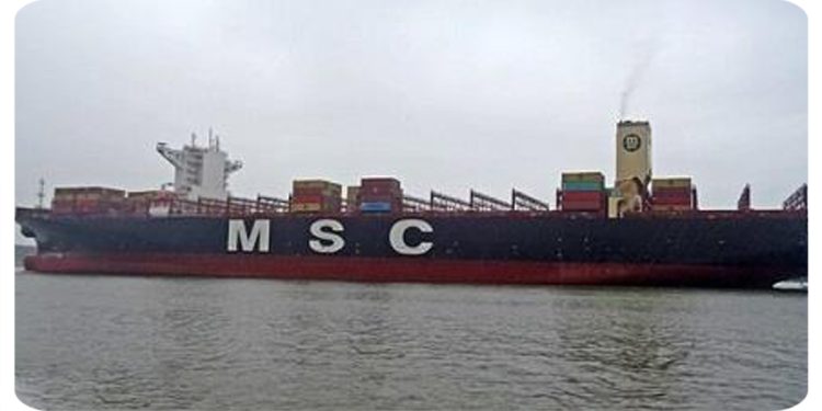 توقیف یک کشتی متعلق به اسراییل در تنگه هرمز