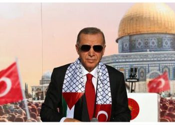 İsrail, Hitler'den daha fazla savaş suçu işledi