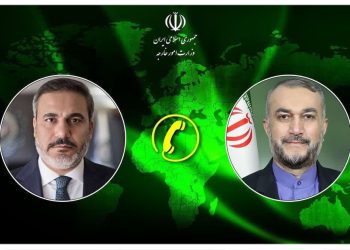 گفتگوی تلفنی وزرای خارجه جمهوری اسلامی ایران و ترکیه