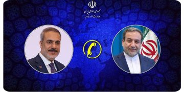 گفت و گوی تلفنی وزاری خارجه ترکیه و ایران