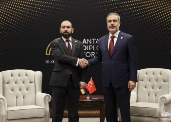 دیدار وزرای امور خارجه ارمنستان و ترکیه