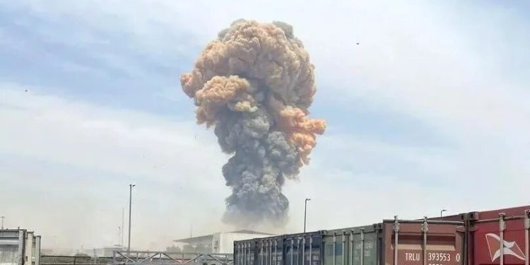 انفجار مهیب در اسکله شهید رجایی بندرعباس