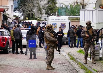 دستگیری 105 نفر به ظن همکاری با گروه تروریستی داعش در ترکیه