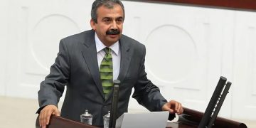 جراحی اضطراری قلب برای سری ثریا اوندر نایب رئیس مجلس ترکیه