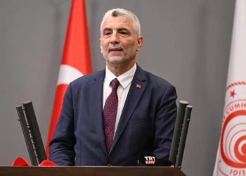 اومر بولات وزیر بازرگانی ترکیه: تعرفه های ترامپ بهترین از بدترین ها است