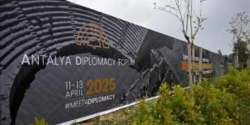 مجمع دیپلماسی آنتالیا