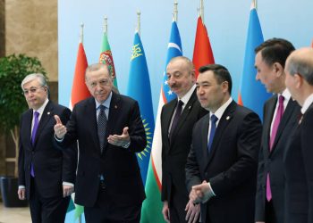 تاکید اردوغان بر لزوم تفکر فراتر از مرزها در میان کشورهای تُرک