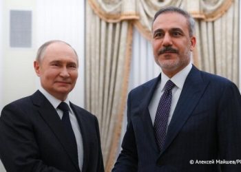 دیدار وزیر خارجه ترکیه با پوتین در کرملین؛ محوریت مذاکرات بحران اوکراین