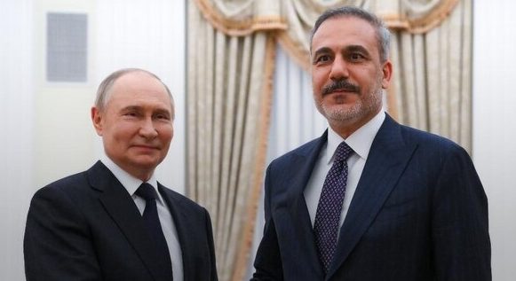 Türkiye Dışişleri Bakanı, Rusya Devlet Başkanı ile Ukrayna Savaşı Hakkında Görüştü