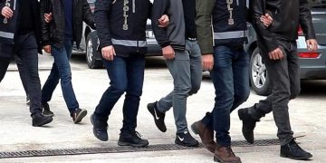 بازداشت نظامیان ترکیه در عملیاتی گسترده