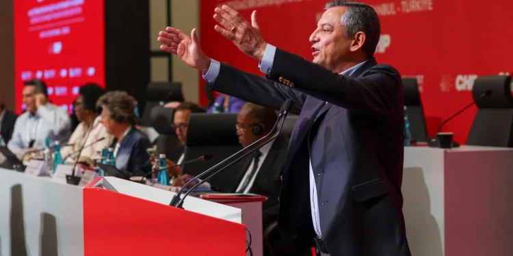 رهبر حزب مخالف ترکیه: وضعیت کنونی یادآور کودتای مدنی است