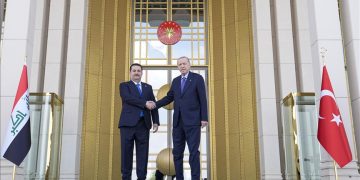 استقبال رسمی اردوغان از نخست‌وزیر عراق در آنکارا
