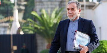 ایران و اروپا دور جدید مذاکرات را در استانبول برگزار می‌کنند