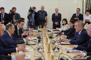 وزيرا خارجية تركيا وروسيا يؤكدان على التعاون في الأزمات الإقليمية