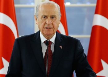 واکنش های متفاوت به پیشنهاد تشکیل کمیسیون پارلمانی توسط باغچلی