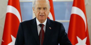 واکنش های متفاوت به پیشنهاد تشکیل کمیسیون پارلمانی توسط باغچلی