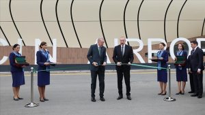 إردوغان يشارك في حفل افتتاح مطار لاتشين والقمة الثلاثية