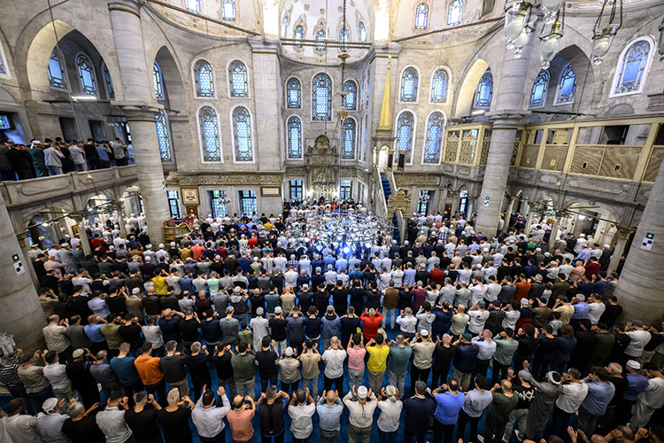 احتفالات عيد الأضحى المبارك في جميع أنحاء تركيا