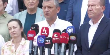 اوزگور اوزل درباره وضعیت فردی زیرک و اقدام اسرائیل سخن گفت