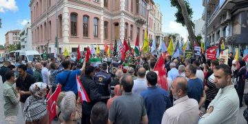 همبستگی مردم ترکیه با ایران