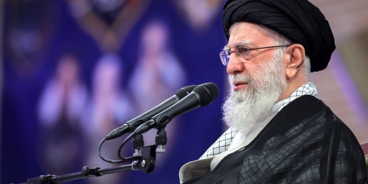 پیام رهبر معظم انقلاب اسلامی خطاب به ملت بزرگ ایران در پی جنایت سحرگاه امروز رژیم صهیونیستی