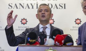 انتقادات اوزگور اوزل به سیاست های اقتصادی دولت ترکیه