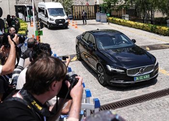 مذاکرات سه جانبه در استانبول با حضور وزیر خارجه فیدان