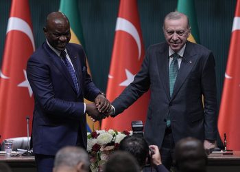 اردوغان میزبان همتای گابونی با امضای 8 توافقنامه دوجانبه