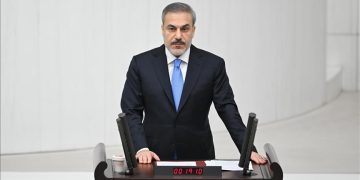 هشدار فیدان درباره گسترش جنگ در منطقه