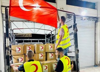 هلال احمر ترکیه در کرانه باختری صدها بسته غذایی توزیع کرد