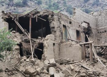 شمار جانباختگان زلزله کنر به 2205 نفر رسید