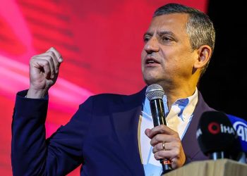 واکنش اوزگور اوزل به طرح صلح ترامپ برای غزه