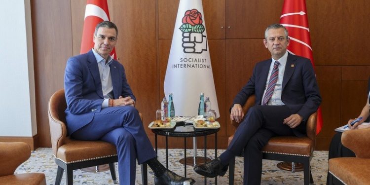 Özgür Özel’s Meeting with the Prime Minister of Spain