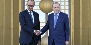 Ankara’da Erdoğan’dan Almanya Başbakanı’na Resmi Karşılama