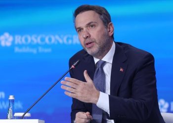 بايراكتار يعلن عن استثمارات واسعة في مجال الطاقة