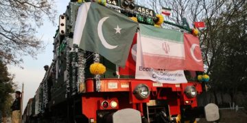 کریدور اسلام آباد تهران استانبول تا پایان ۲۰۲۵ احیا می شود