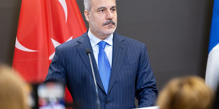 دیدار وزرای خارجه ترکیه و فنلاند در هلسینکی