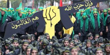 حزب الله در نامه به پاپ: حملات اسرائیل ثبات لبنان را تهدید میکند