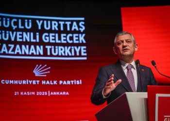 Özgür Özel announced the beginning of a new phase in the Republican People’s Party