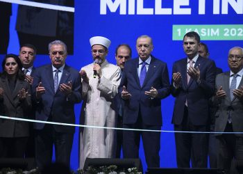 اردوغان: ۵۰۰ هزار واحد مسکونی مقاوم در برابر زلزله ساخته خواهد شد