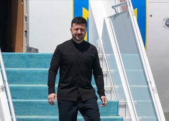 President of Ukraine to Visit Turkey Tomorrow