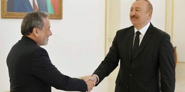 دیدار عراقچی با الهام علی اف در باکو