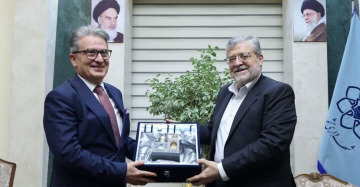 Erkol: Prepared to Expand Tourism and Cultural Cooperation between Mashhad and Turkey