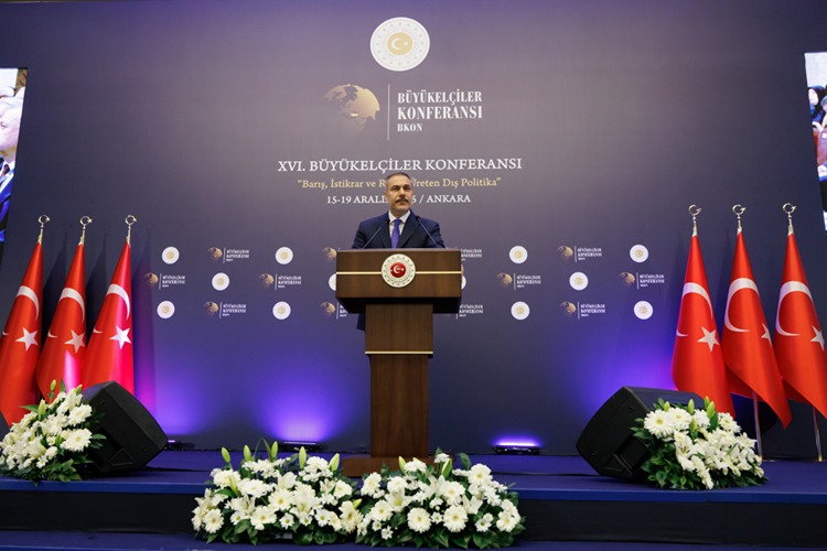 هاکان فیدان: دیپلماسی ترکیه معمار صلح و ثبات جهانی