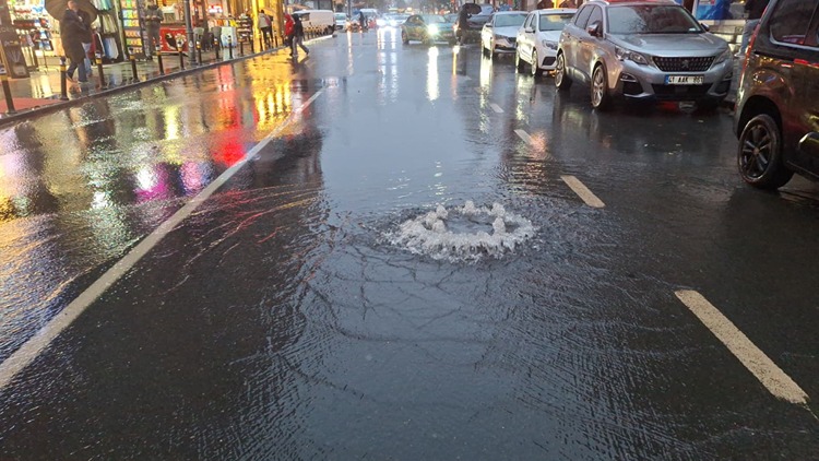 منظومة جوية واسعة: أمطار وثلوج وضباب في عدة ولايات تركية