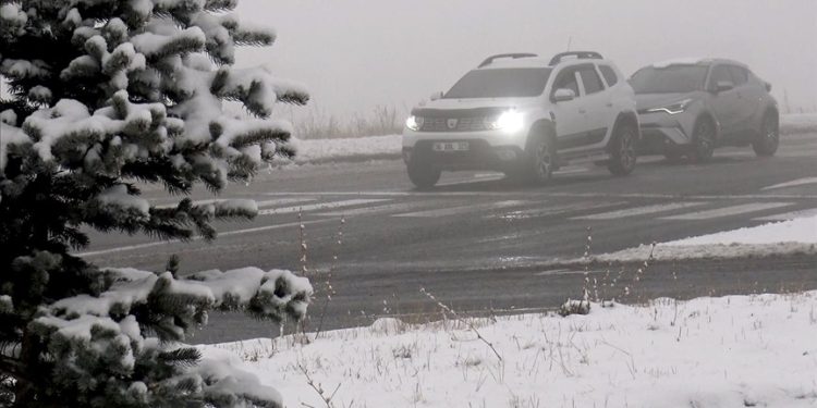 منظومة جوية واسعة: أمطار وثلوج وضباب في عدة ولايات تركية