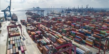 صادرات ۱۱ ماهه ترکیه به کشورهای همسایه از مرز ۲۵ میلیارد دلار عبور کرد